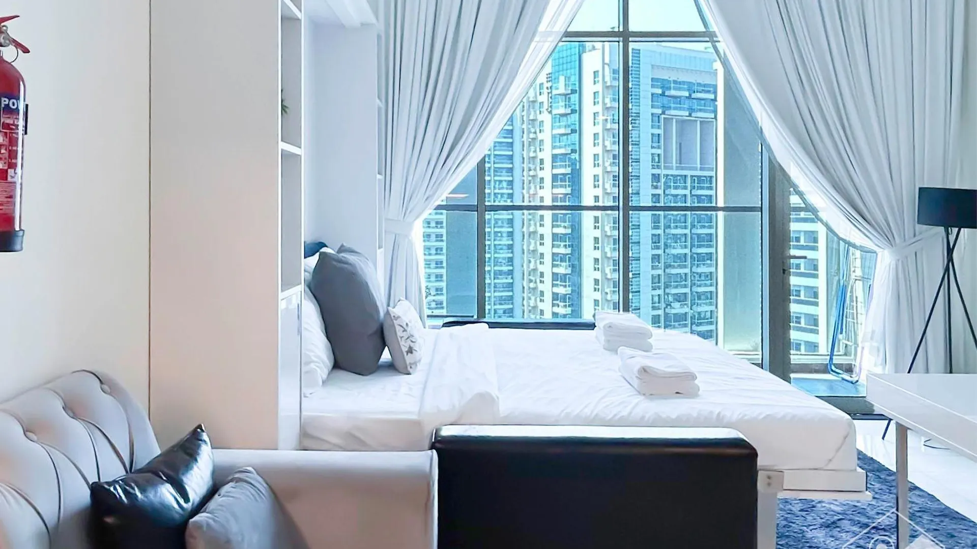 Apartment Contemporary Studio With City View In Business Bay Dubai