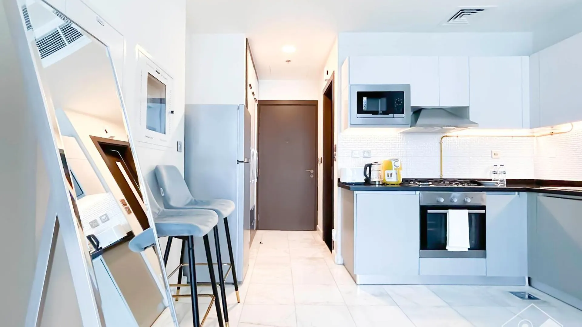 Apartment Contemporary Studio With City View In Business Bay Dubai