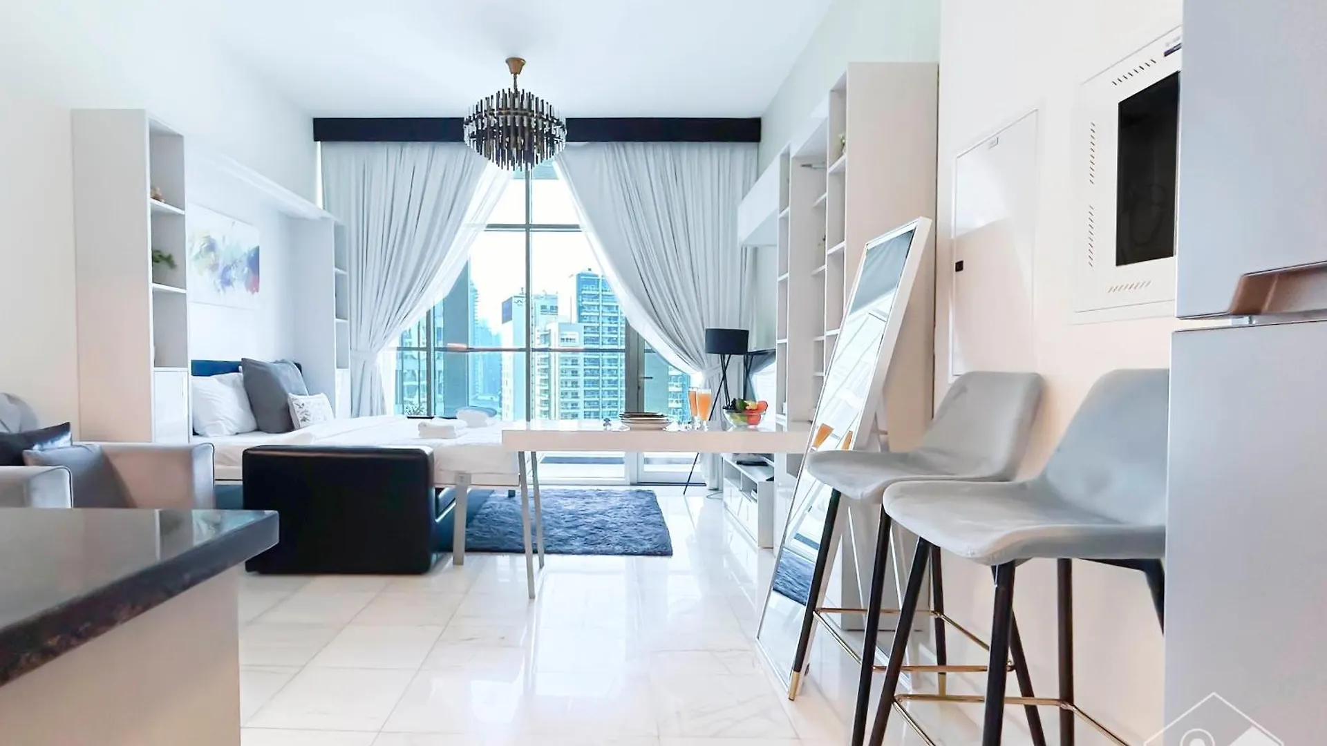 Contemporary Studio With City View In Business Bay Dubai Apartment